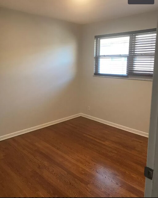 Foto del edificio - 1473 W Lane Ave