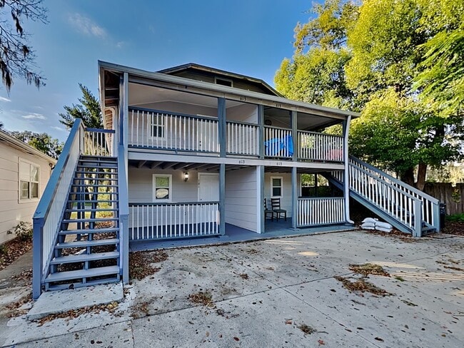 Building Photo - 613 E 2nd St