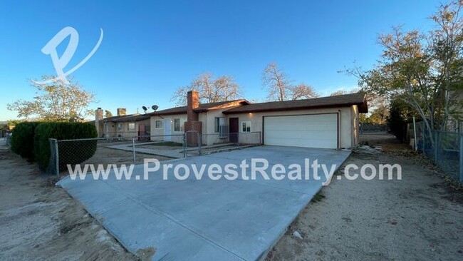 Building Photo - Affordable 2 Bed, 1 Bath Hesperia Home Wit...