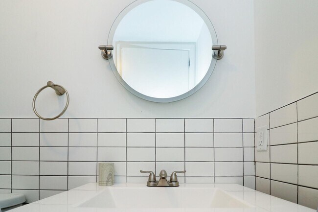 Foto del edificio - 121 NW 7th Ave