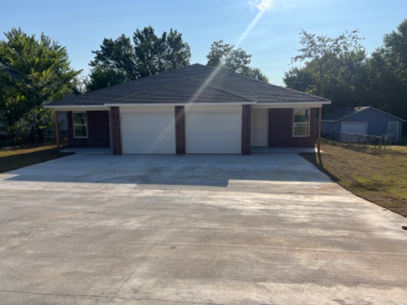 Foto principal - 911 N Hodge St