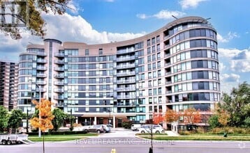 Building Photo - 18 Valley Woods Rd