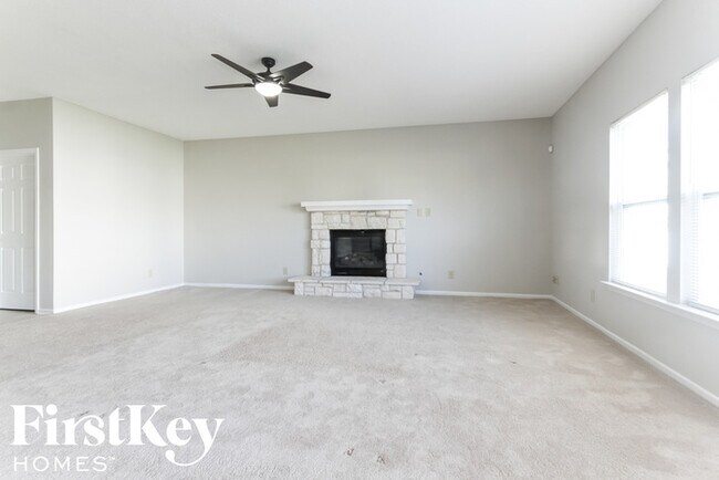 Building Photo - 8318 Wanda Lake Dr