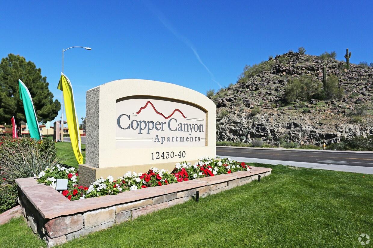 Copper Canyon Apartments in Phoenix, AZ