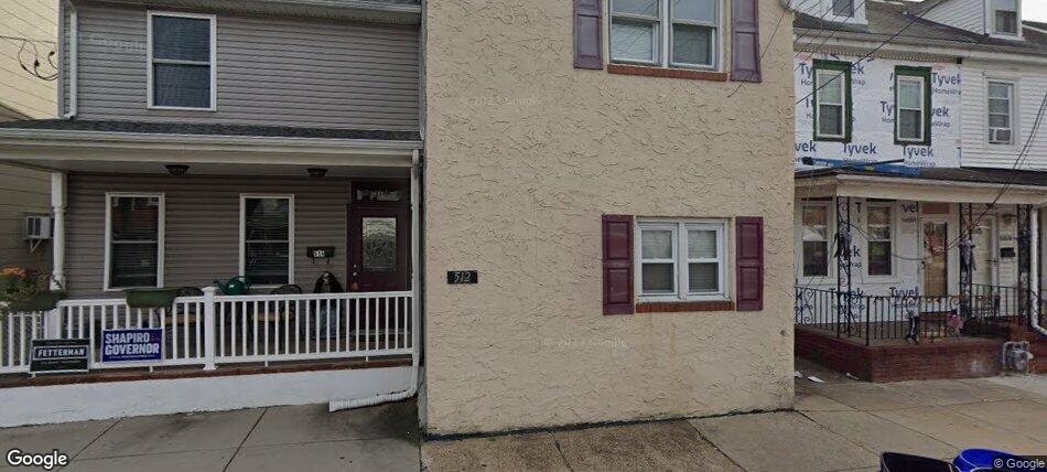 Foto principal - 512 Pond St