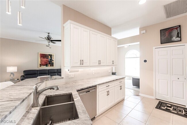 Foto del edificio - 9013 W Ridge Ct