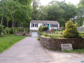 Building Photo - 41 Bissell Pl