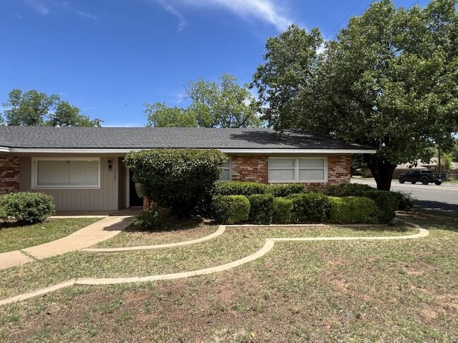 Building Photo - South Central Lubbock Home