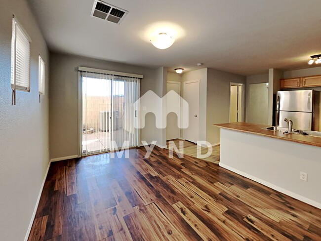Foto del edificio - 6062 Peaceful Creek St