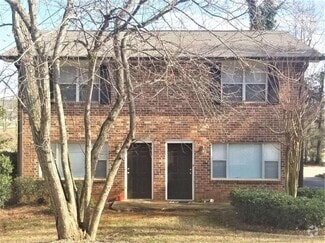 Building Photo - 379 Mimosa Dr
