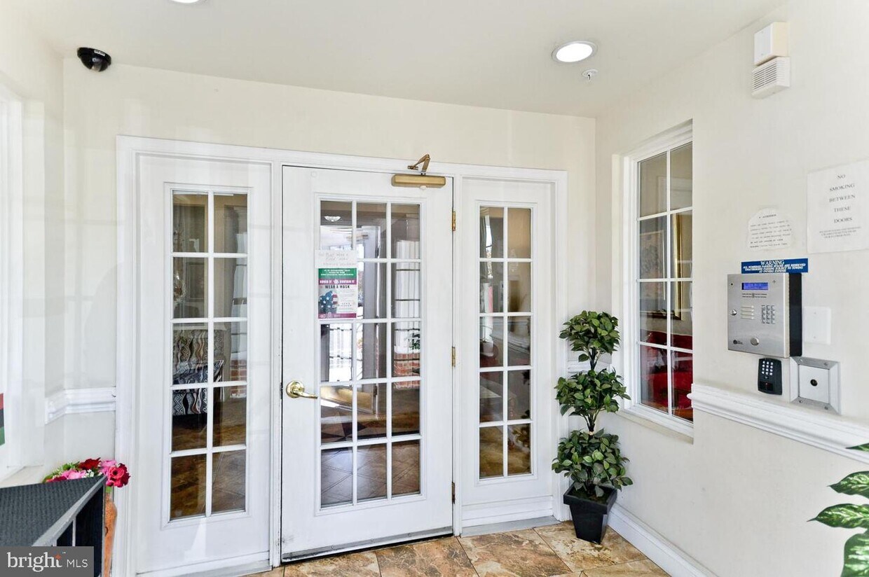 Foto principal - 13301 New Acadia Ln