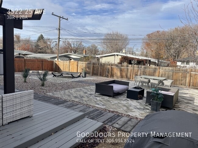 Building Photo - 3522-3525 25 Ave