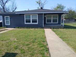Building Photo - 1108 Poindexter Ave