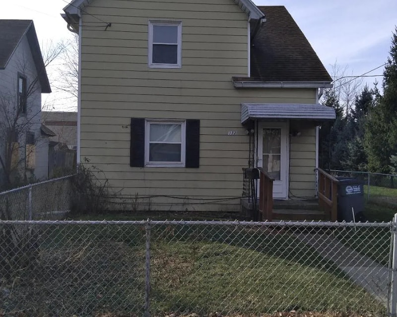 Foto principal - 312 Craig St