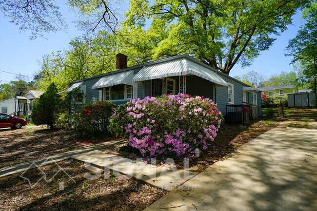 Building Photo - 948 Parkway Dr