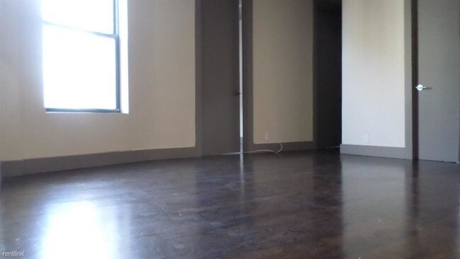 Foto del edificio - 705 St Marks Ave