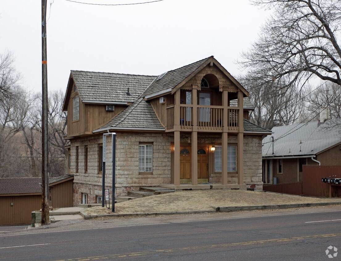 3419 W Colorado Ave, Colorado Springs, CO 80904 Apartments in