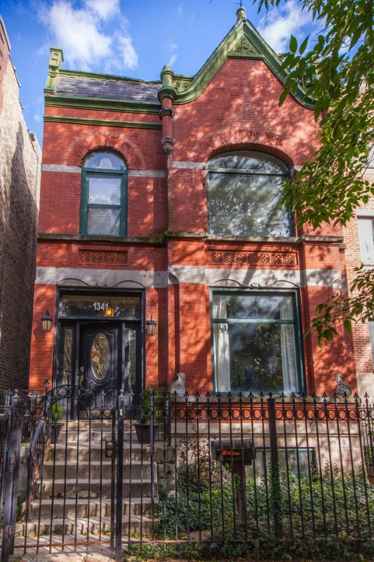 Primary Photo - 1341 N Artesian Ave