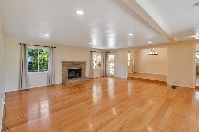 Foto del edificio - 940 Black Mountain Rd