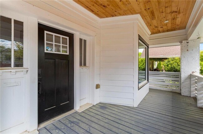 Foto del edificio - 520 Angier Ave NE