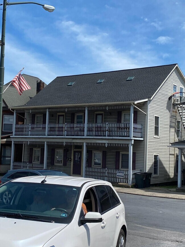 Building Front - 139 Main Street