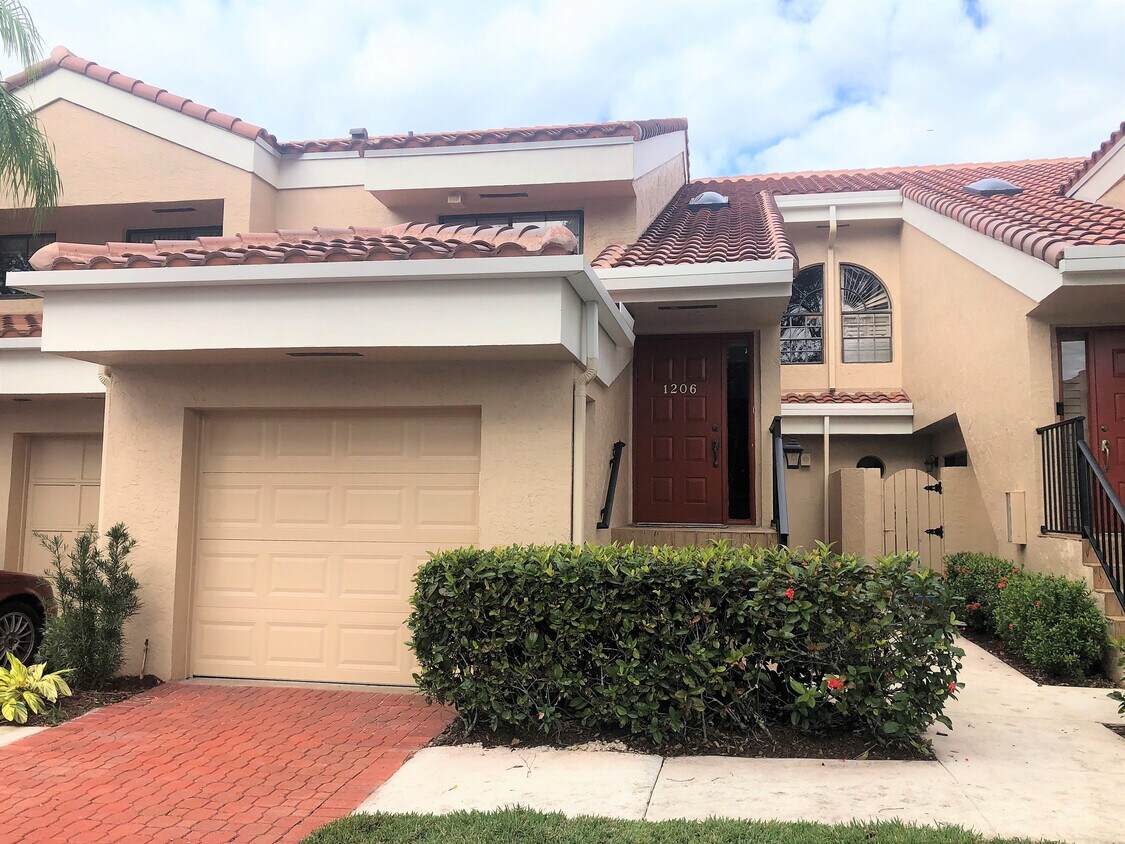 Foto principal - 17300 Boca Club Blvd
