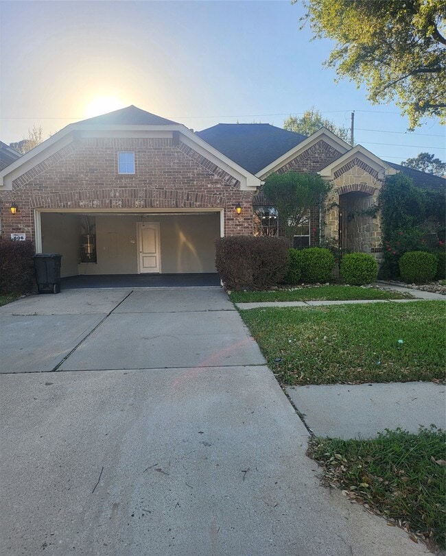 Building Photo - 606 Admiral Bay Ln