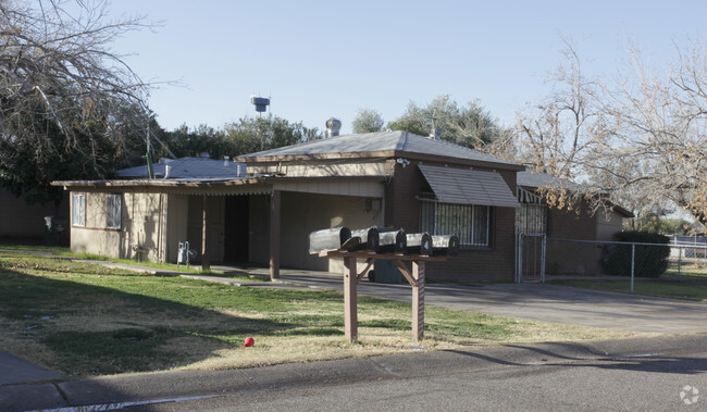 Foto del edificio - 27th Ave Apartments