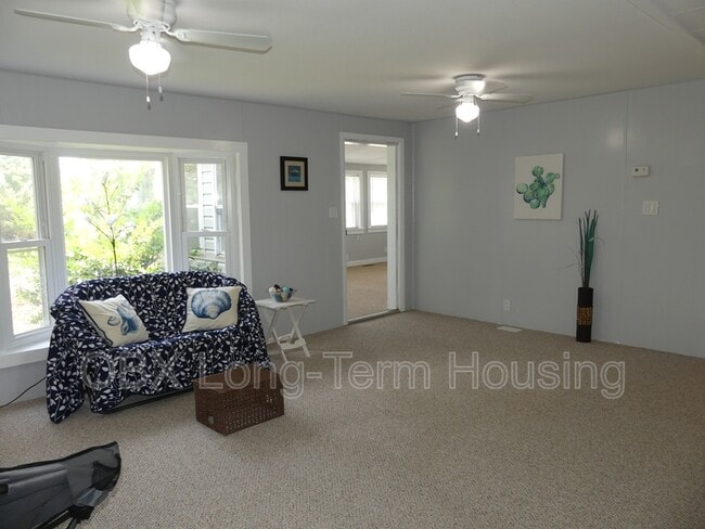 Building Photo - 111 Faris Dr