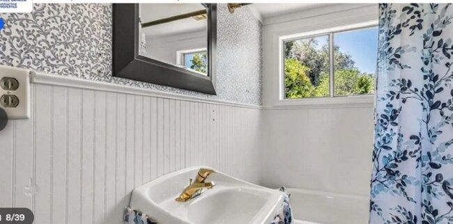 Foto del edificio - 2881 C Rd