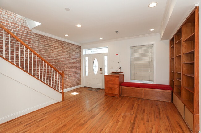 Foto del edificio - 1263 Morse St NE