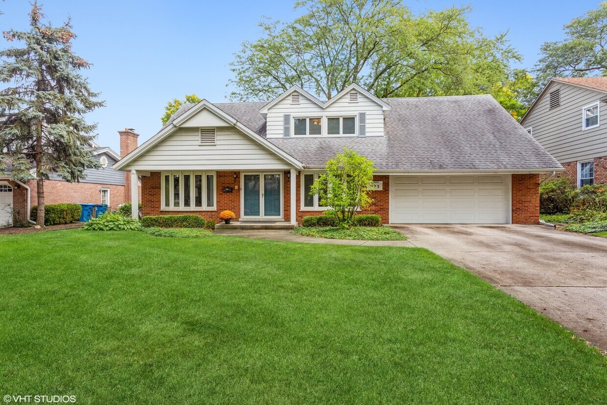 Foto principal - 923 S Bruner St