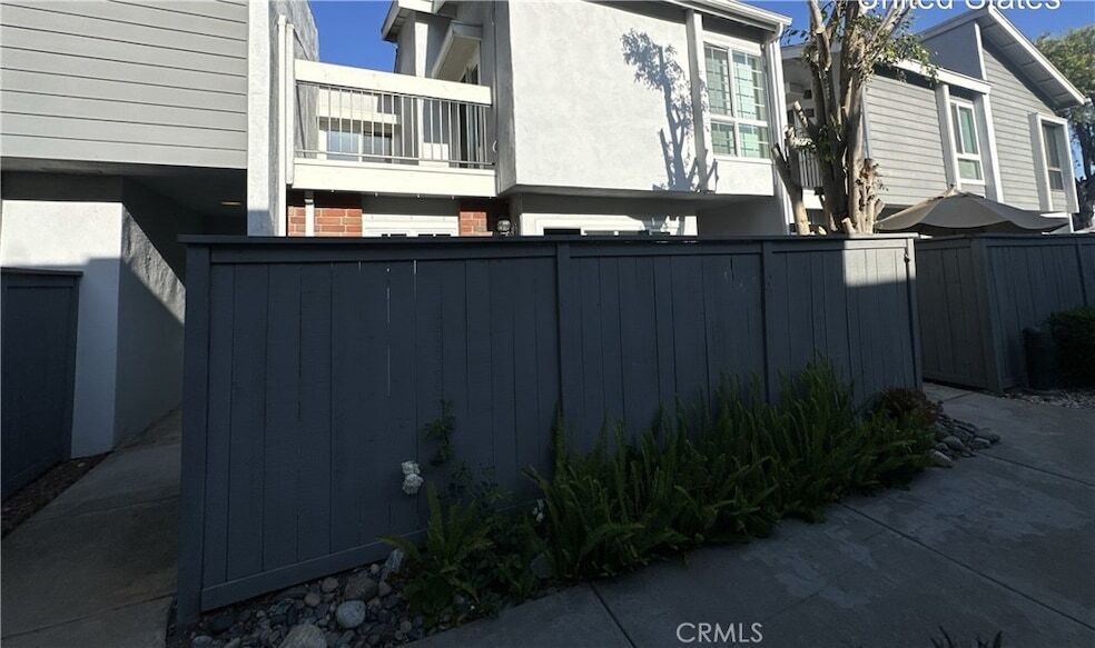 Photo - 605 Rainier Way