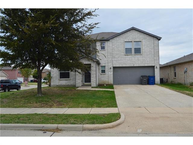 Primary Photo - 1600 Crown Point Dr