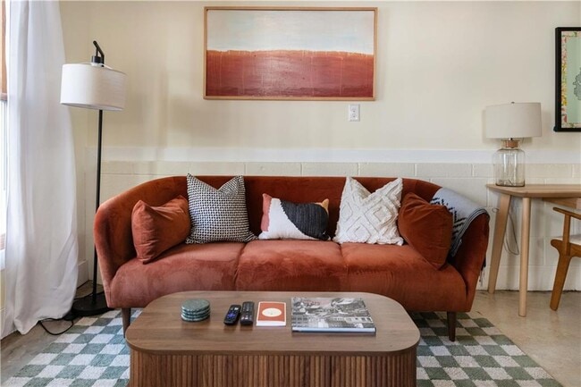 Foto del edificio - 1583 Braeburn Dr SE