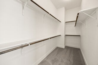 Building Photo - 3945 Tulane St