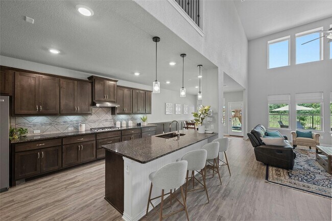 Building Photo - 12900 Mission River Dr