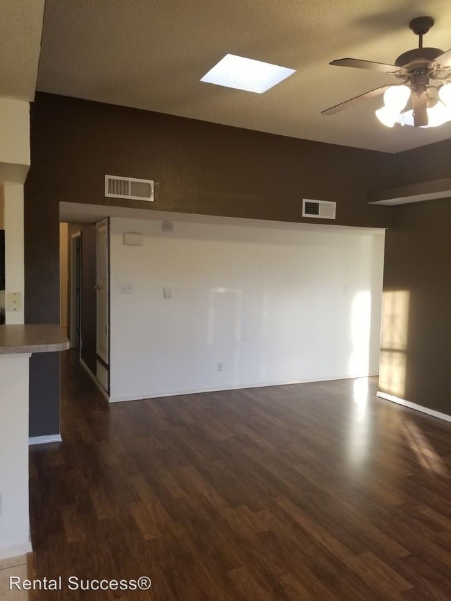 Building Photo - 3 br, 2 bath House - 9048 Alliance Court