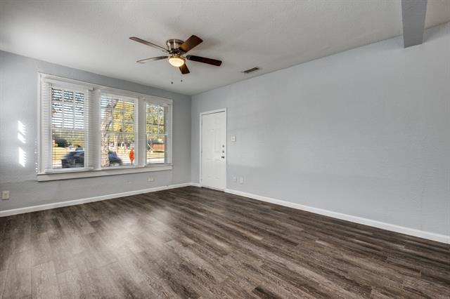 Foto del edificio - 4522 Gaston Ave