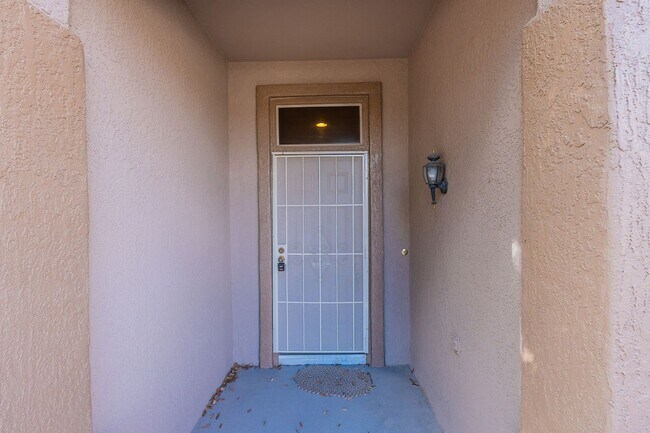 Building Photo - Tranquil Retreat: Spacious Rental Home in ...