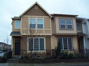 Building Photo - 16952 NW Shadow Hills Ln