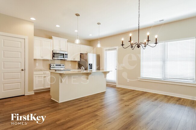 Building Photo - 110 Co Rd 1702