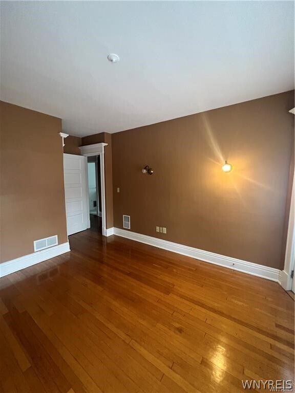 Foto del edificio - 543 Potomac Ave