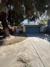 Building Photo - 2450 S Cain Ct