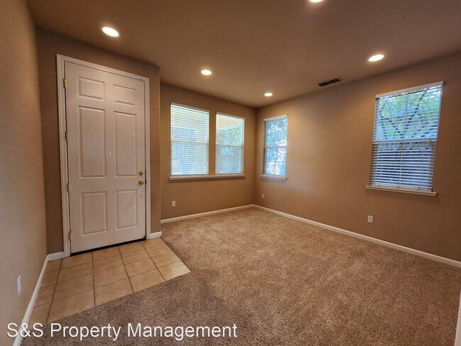 Building Photo - 4 br, 3 bath House - 10250 Juliana Way
