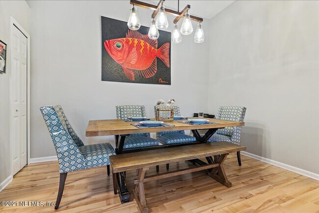 Building Photo - 37 Jardin De Mer Pl