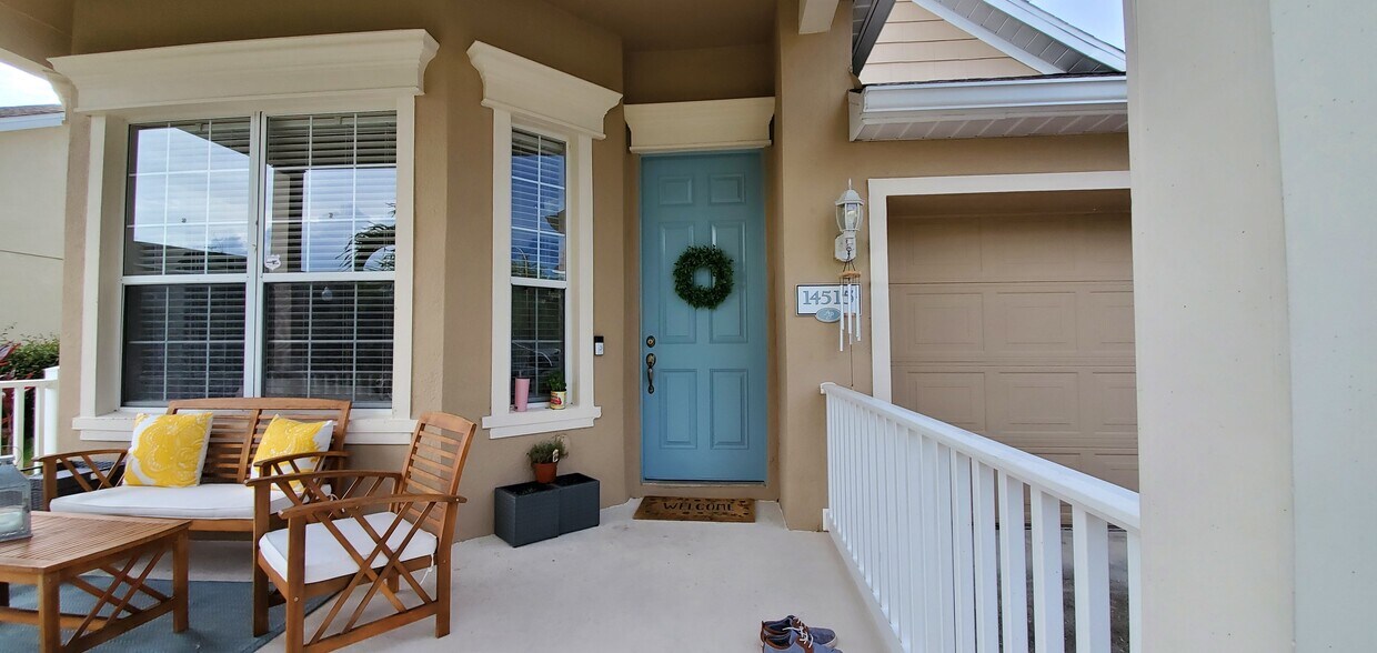 Front door porch - 14515 Michener Trl