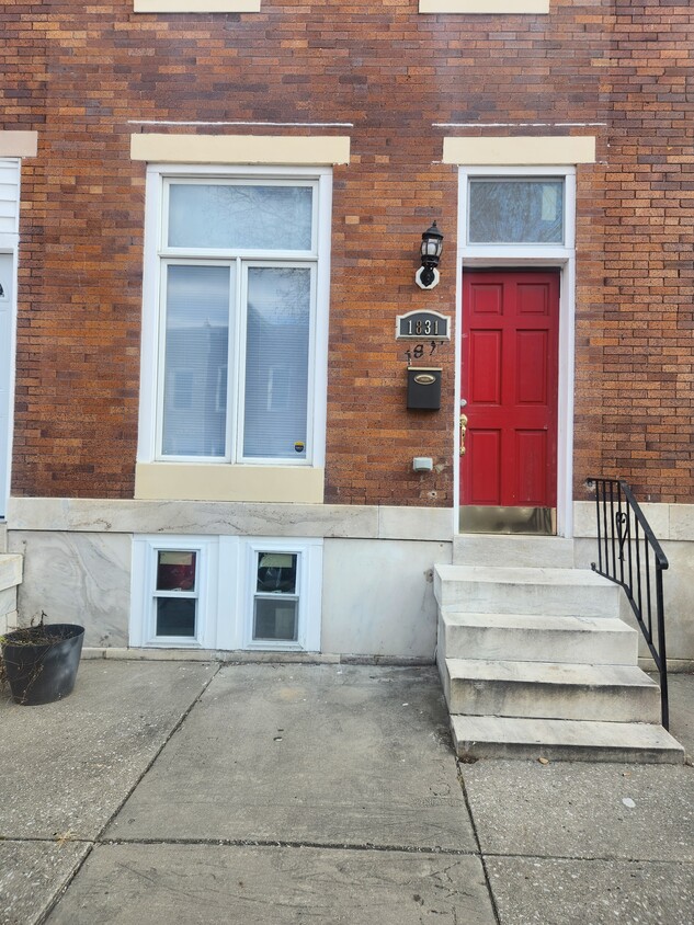 Foto principal - 1831 N Collington Ave