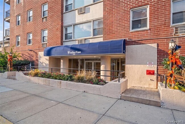 Foto del edificio - 750 Shore Rd