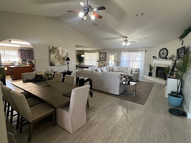 Building Photo - 11412 Aruba Dr